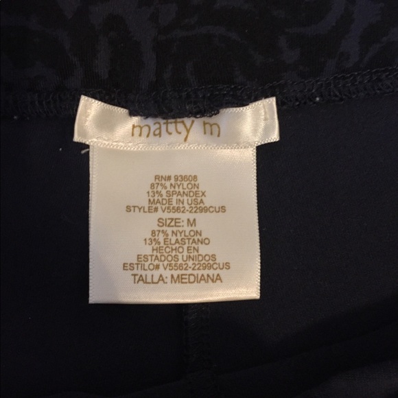 New Royal Paisley Print Leggings - Picture 5 of 6